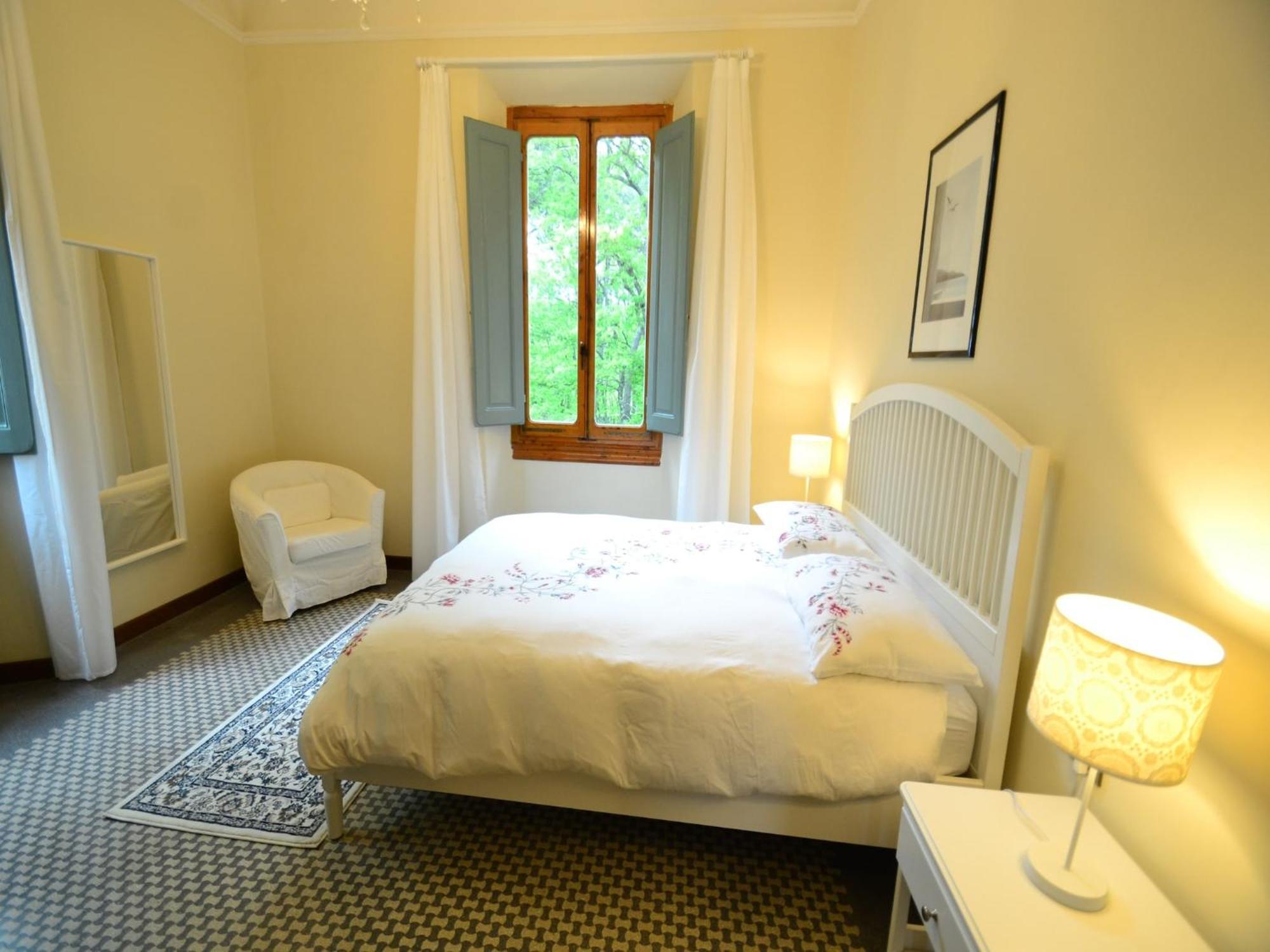 Lovely Holiday Home In Montefiridolfi With Hill View Exteriér fotografie