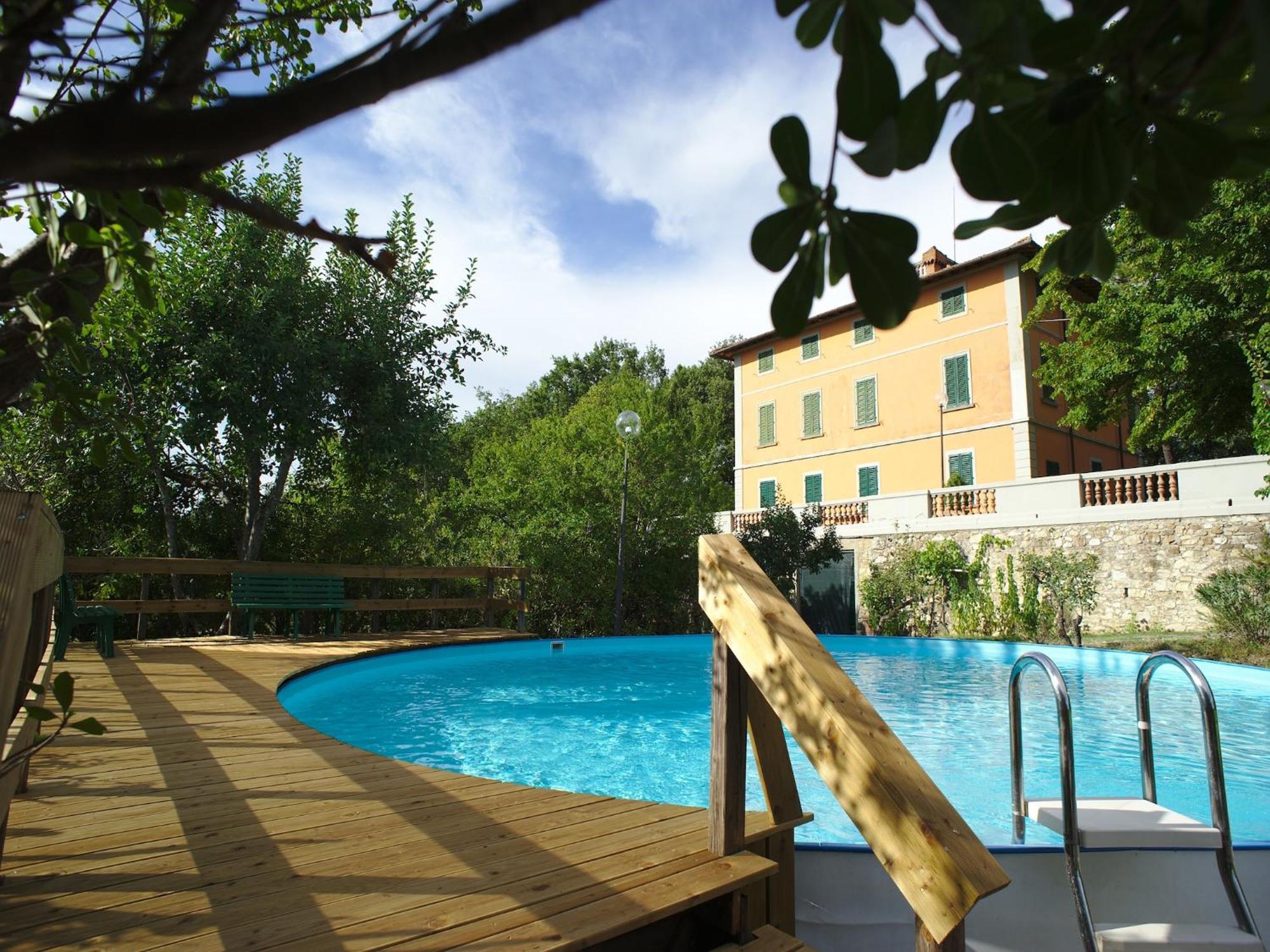 Lovely Holiday Home In Montefiridolfi With Hill View Exteriér fotografie