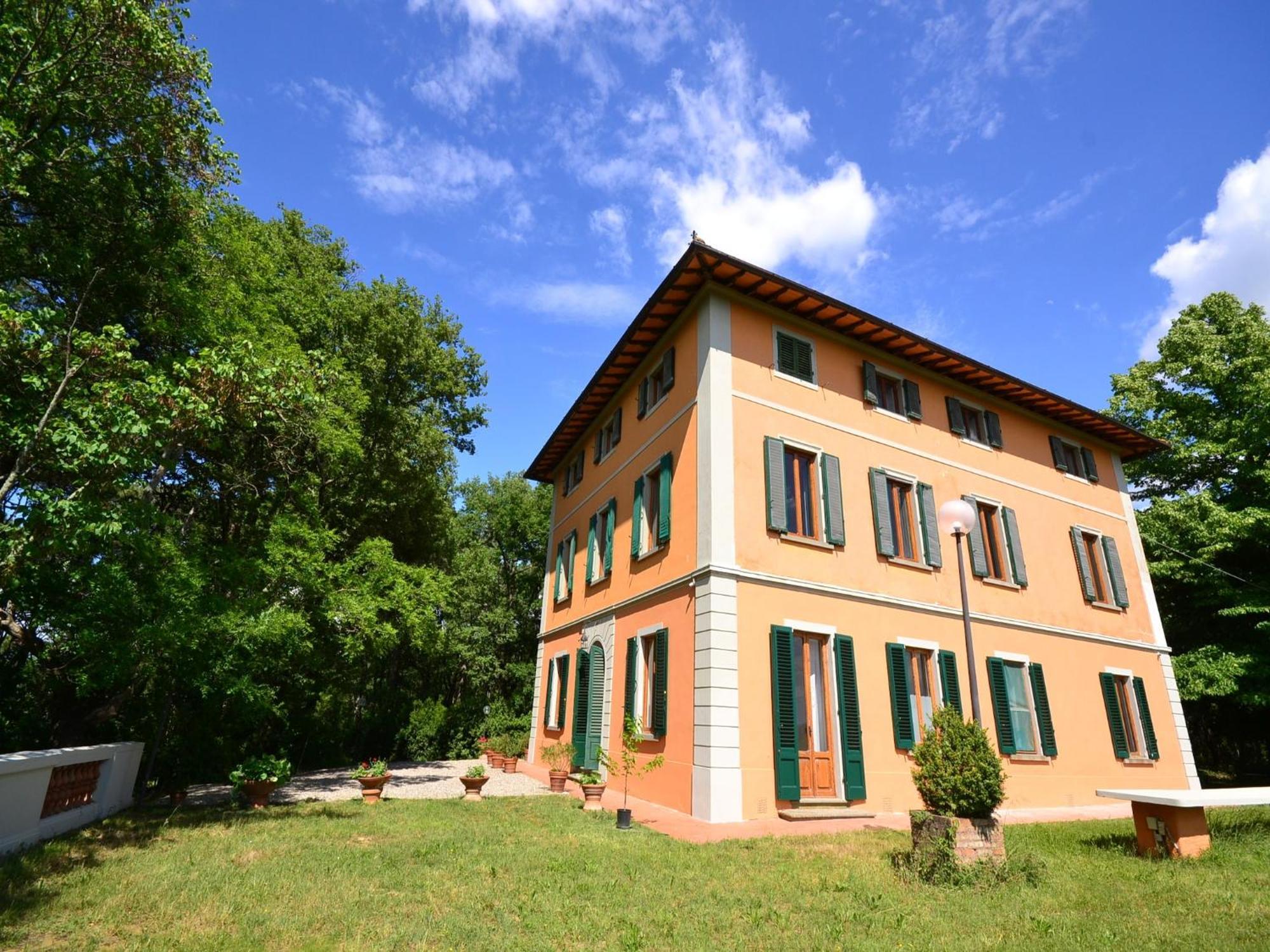Lovely Holiday Home In Montefiridolfi With Hill View Exteriér fotografie